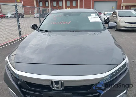 2019 Honda Accord Hybrid z USA, uszkodzony, nr VIN 1HGCV3F17KA019711
